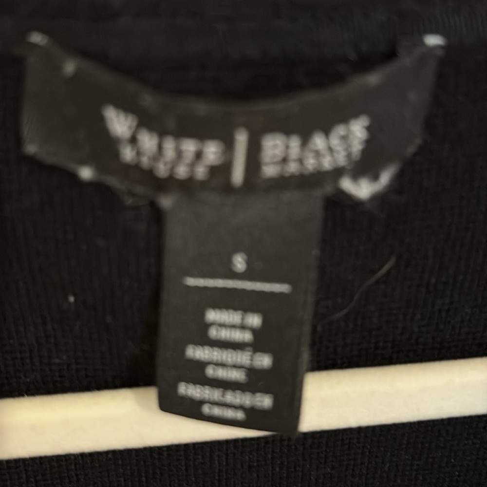 Super cute WHBM cardigan - Picture 2 of 6
